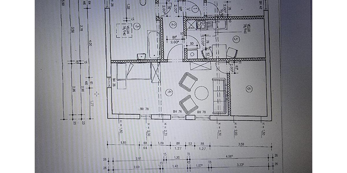Dachgeschoßwohnung Güstrow - 1 Zimmer, 35 m&sup2;, 290&euro; | Angebot:25909135