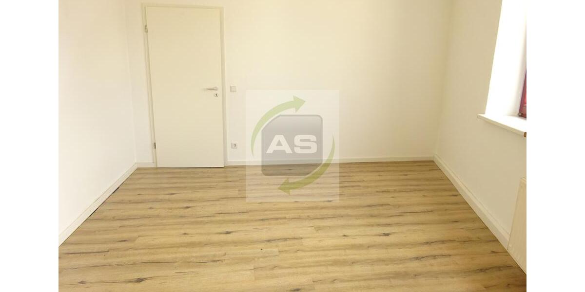 Etagenwohnung Zwickau - 4 Zimmer, 161 m&sup2;, 1.156&euro; | Angebot:26263464