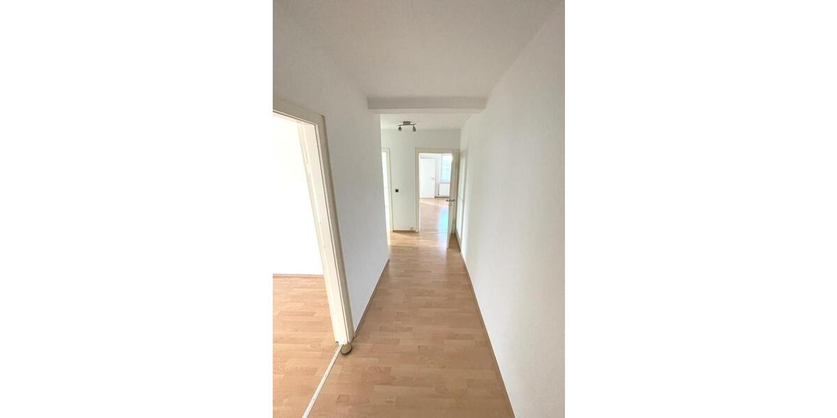 Wir vermieten eine gut geschnittene 3-Zimmer-Wohnung! 3 zimmer