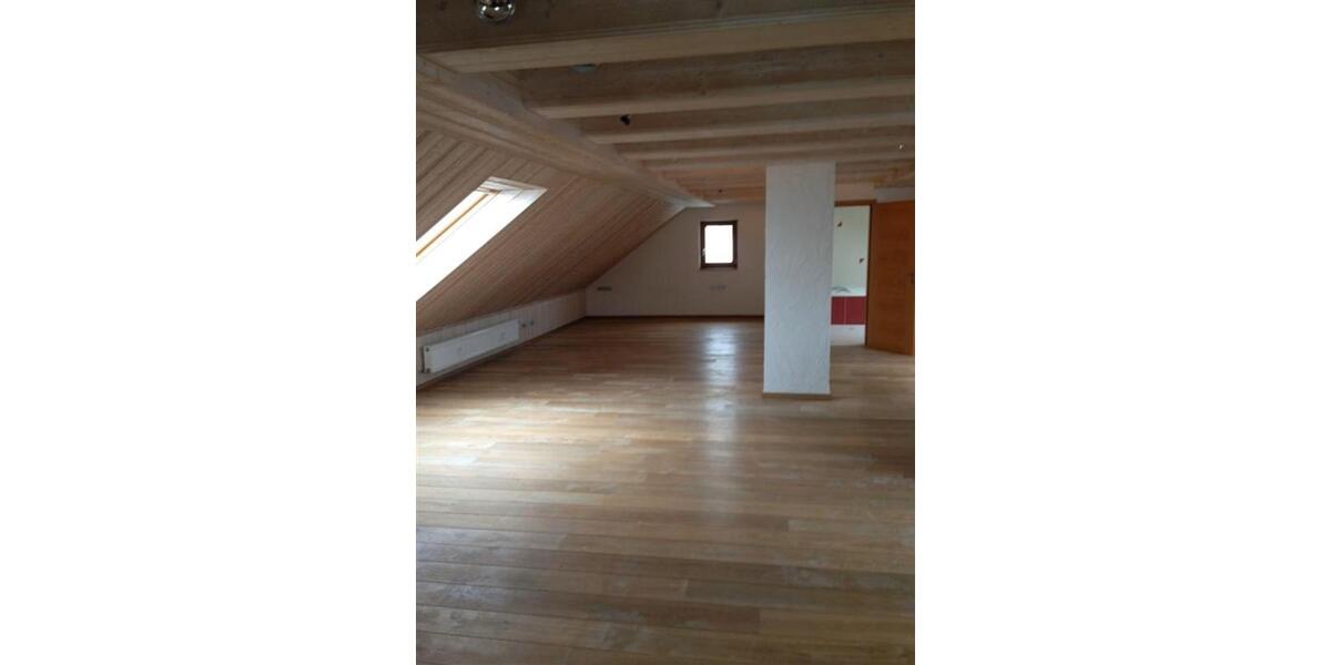 Dachgeschoßwohnung Gebsattel - 1 Zimmer, 71 m&sup2;, 660&euro; | Angebot:24946641
