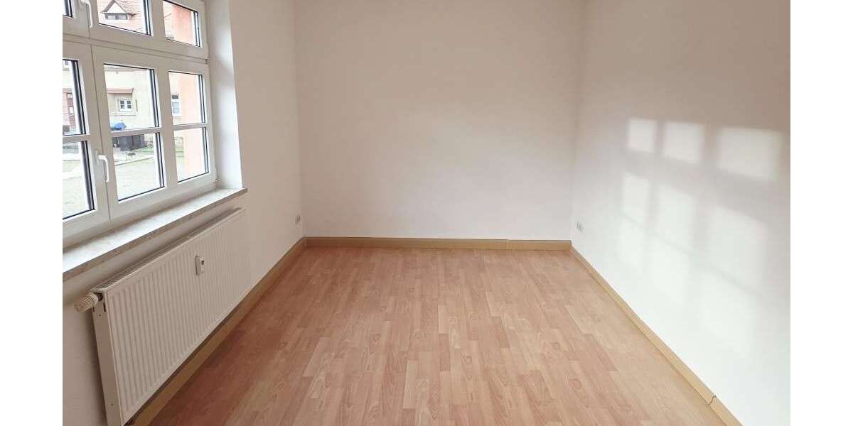 Etagenwohnung Nossen - 2 Zimmer, 40 m&sup2;, 270&euro; | Angebot:22935977