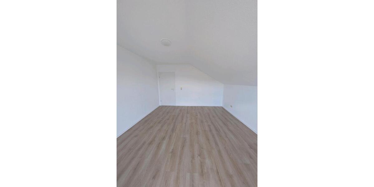 Dachgeschoßwohnung Greifenstein - 2 Zimmer, 92 m&sup2;, 800&euro; | Angebot:26522696