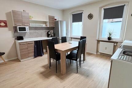 Haus Hof Christiansreuth - 12 Zimmer, 200 m&sup2;, 149&euro; | Angebot:26190674