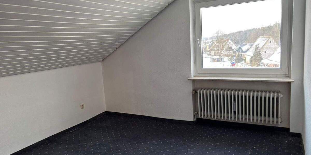 Etagenwohnung Hemhofen Zeckern - 3 Zimmer, 90 m&sup2;, 600&euro; | Angebot:25153370