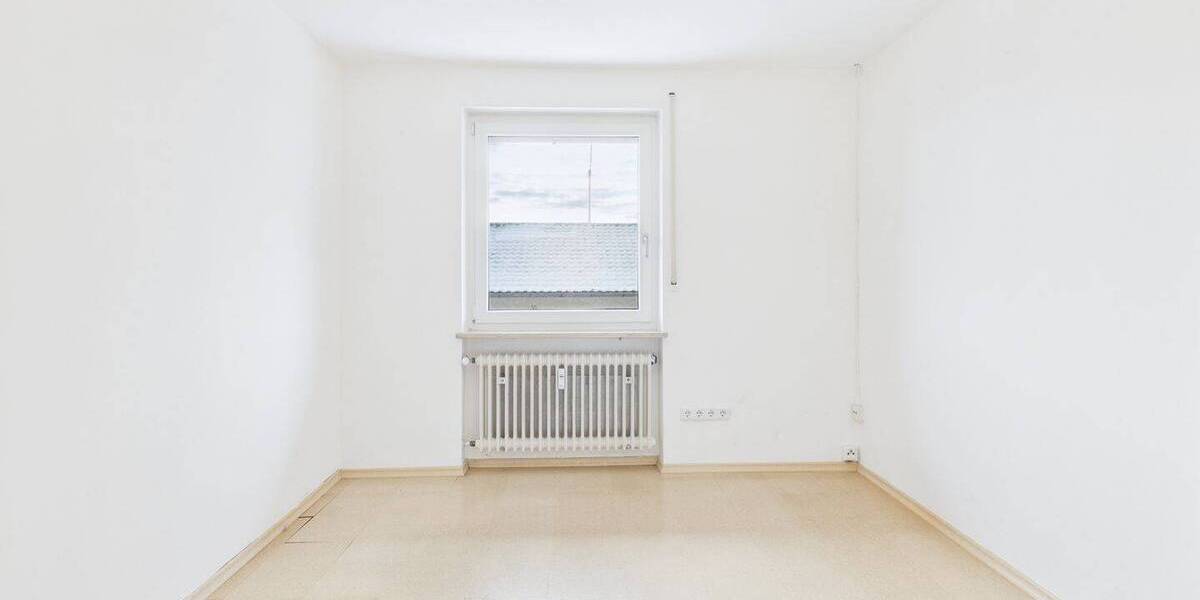 Etagenwohnung Ingolstadt / Gerolfing Gerolfing - 3 Zimmer, 100 m&sup2;, 900&euro; | Angebot:26105390