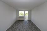 Auf die Plätze…fertig…mieten!!! 3-RW mit Wanne u. Balkon!!! zimmer