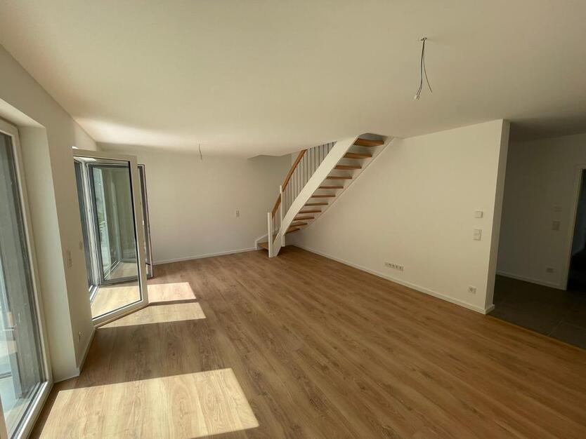 Hochwertige 5-Zimmer Maisonette-Wohnung in Lohmar-Ort