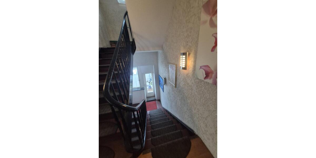 Etagenwohnung Gelnhausen - 3 Zimmer, 90 m&sup2;, 890&euro; | Angebot:25571696