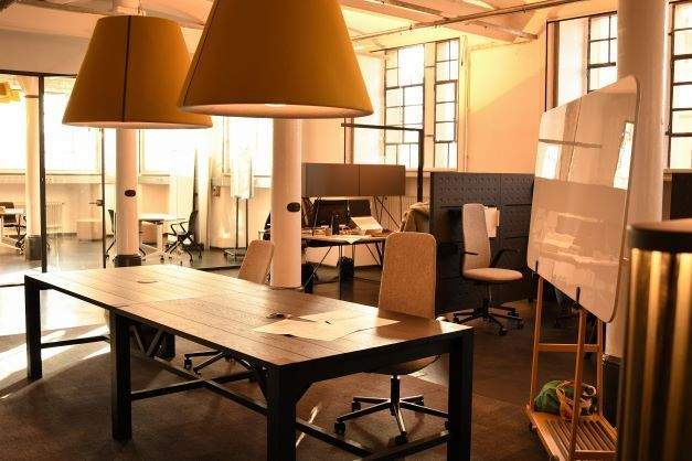 Historischer Backstein-Meetingsraum in Karlsruhe: flexibel halbtags,6-8 Personen zimmer