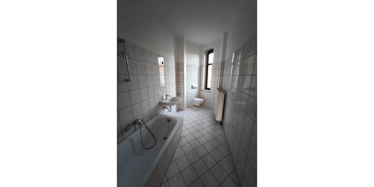 Etagenwohnung Zwickau - 4 Zimmer, 95 m&sup2;, 650&euro; | Angebot:26284748