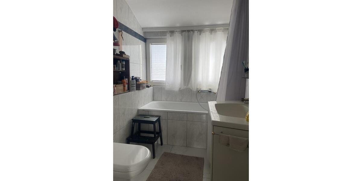 Reihenhaus Esslingen am Neckar Hegensberg - 4.5 Zimmer, 130 m&sup2;, 1.580&euro; | Angebot:26051479