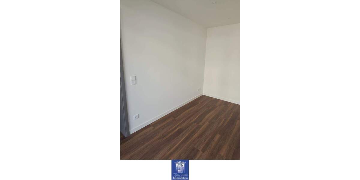 Etagenwohnung Döbeln - 4 Zimmer, 125 m&sup2;, 1.252&euro; | Angebot:25708973