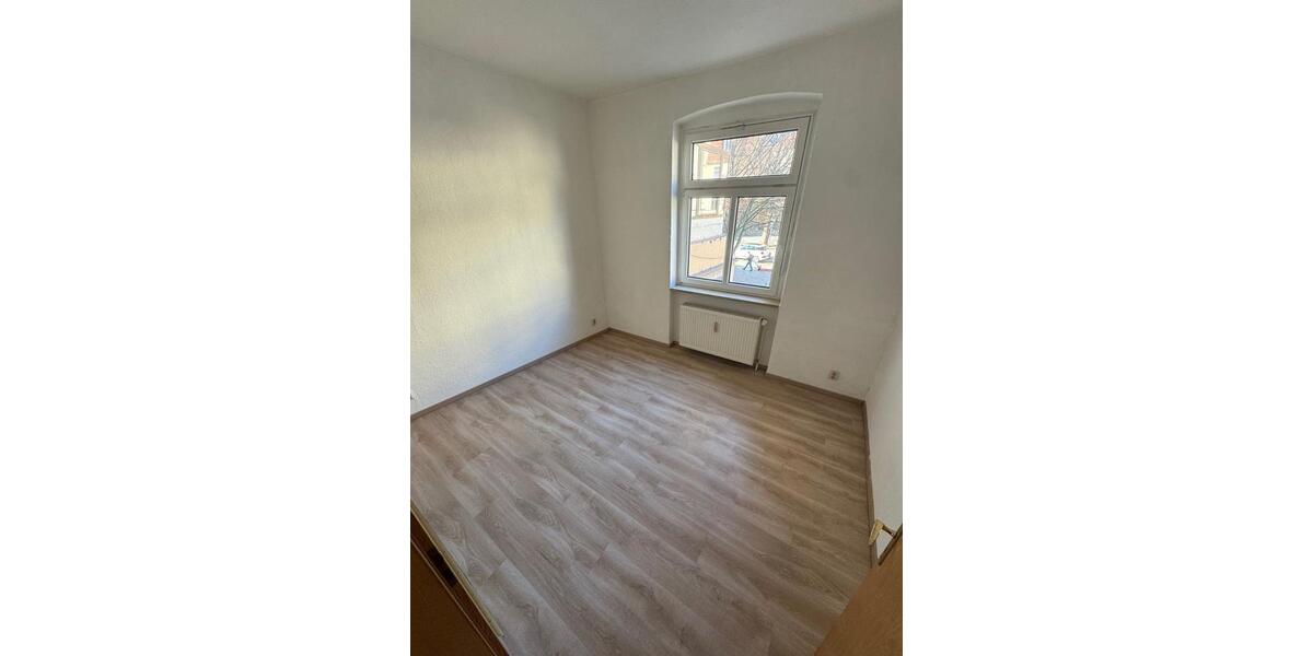Etagenwohnung Hettstedt - 3 Zimmer, 80 m&sup2;, 425&euro; | Angebot:24615709
