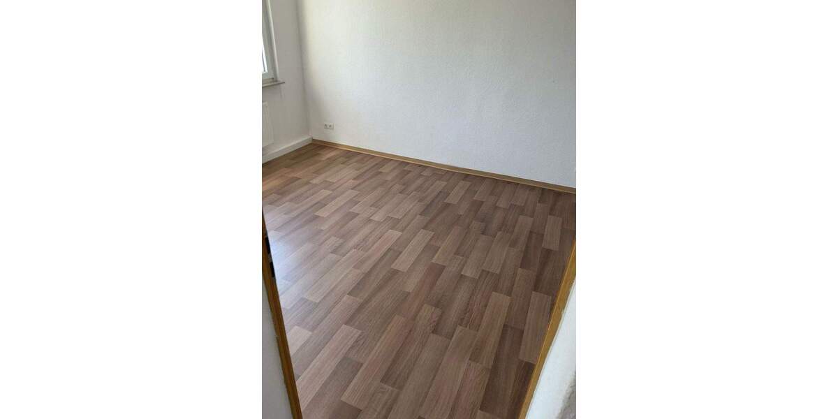 Etagenwohnung Bitterfeld-Wolfen Wolfen - 2 Zimmer, 46 m&sup2;, 323&euro; | Angebot:25706261