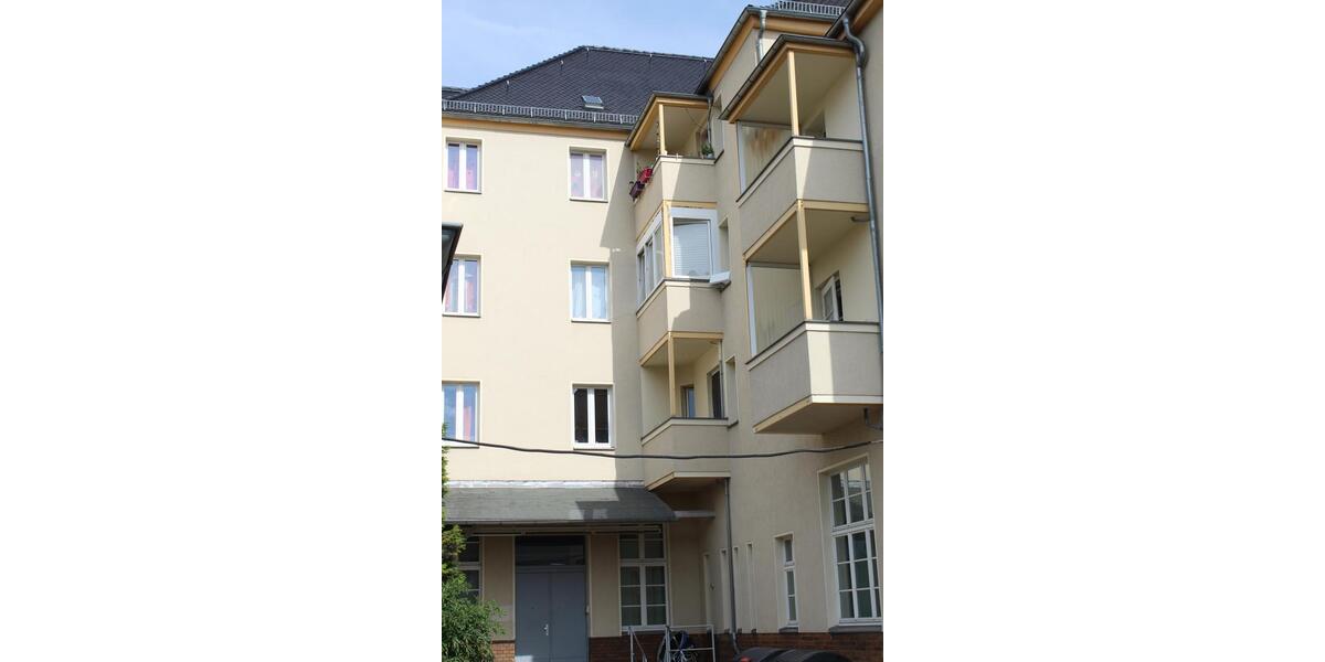 4 Raum Wohnung 2 OG rechts ab sofort frei 4 zimmer