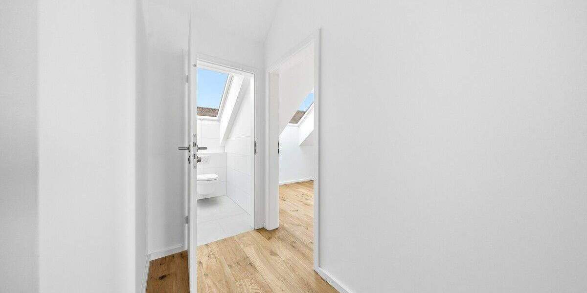 BLICKFANG: DG-Neubauwohnung mit 4 Zimmern, 2 Stellplätzen und Balkon mit wunderschöner Aussicht 4 zimmer