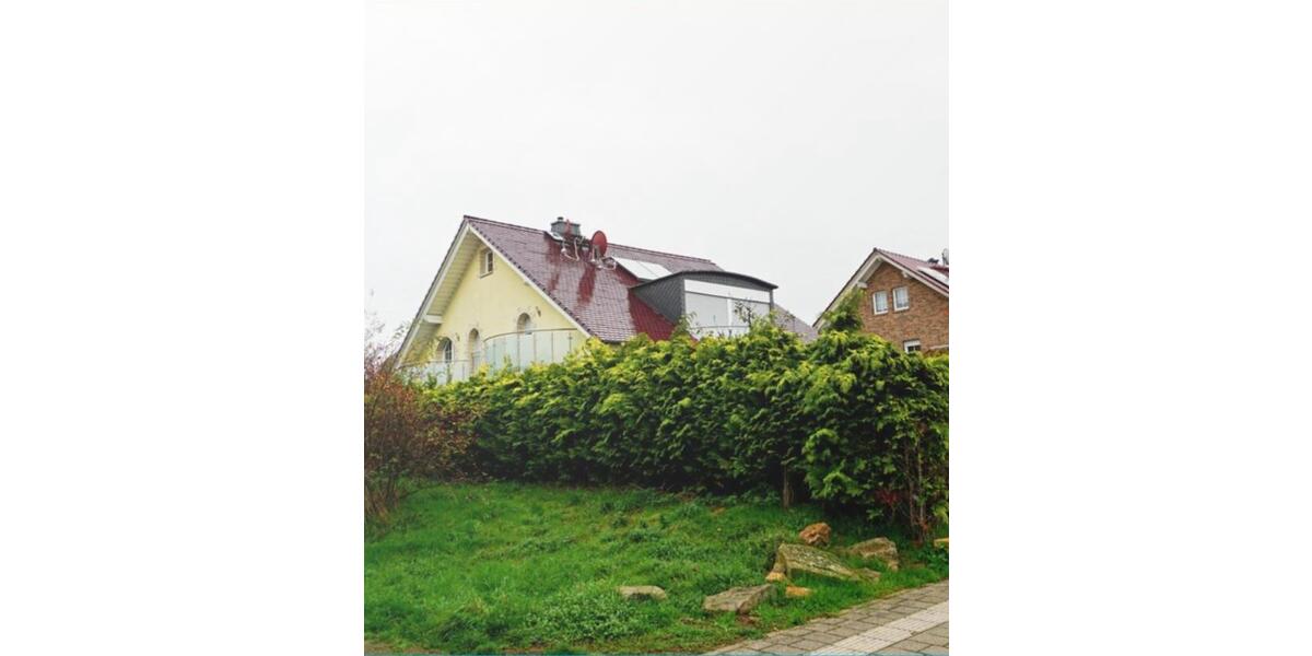 Einfamilienhaus Lohfelden - 5 Zimmer, 245 m&sup2;, 3.000&euro; | Angebot:26698564