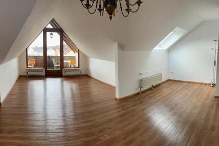 Wohnung Bad Neustadt an der Saale - 3 Zimmer, 110 m&sup2;, 700&euro; | Angebot:25549110