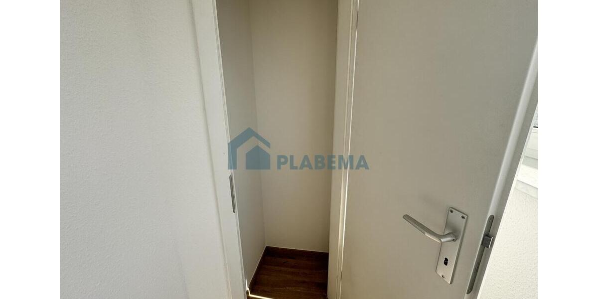 Dachgeschoßwohnung Stralsund Langendorfer Berg - 2 Zimmer, 70 m&sup2;, 875&euro; | Angebot:26645276