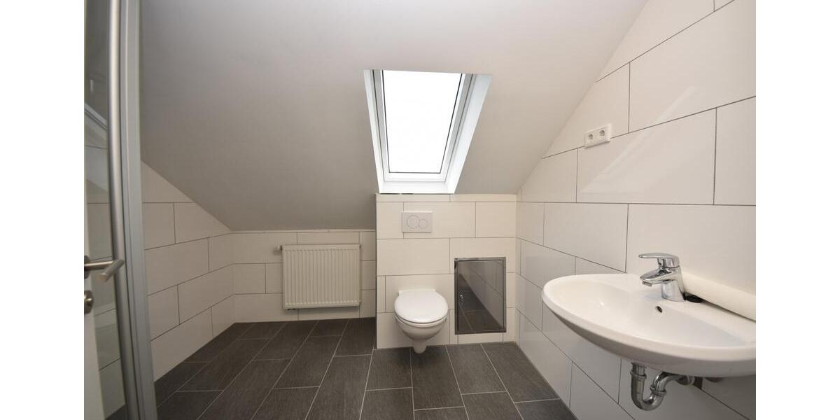 Dachgeschoßwohnung Mainaschaff - 2 Zimmer, 50 m&sup2;, 490&euro; | Angebot:25254814