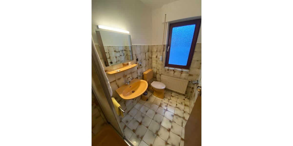 Etagenwohnung Gummersbach Berstig Süd - 1 Zimmer, 24 m&sup2;, 320&euro; | Angebot:26166750