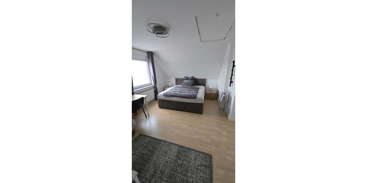 Wohnen auf Zeit Wilhelmshaven - 4 Zimmer, 1 m&sup2;, 45&euro; | Angebot:24636892