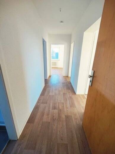 Etagenwohnung Bad Gandersheim Wrescherode - 3 Zimmer, 69 m&sup2;, 450&euro; | Angebot:26170815