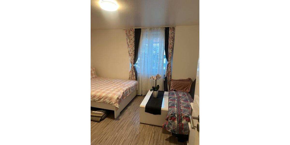 Wohnen auf Zeit München Thalkirchen-Obersendling-Forstenried-Fürstenried-S - 40 Zimmer, 80 m&sup2;, 800&euro; | Angebot:26647962