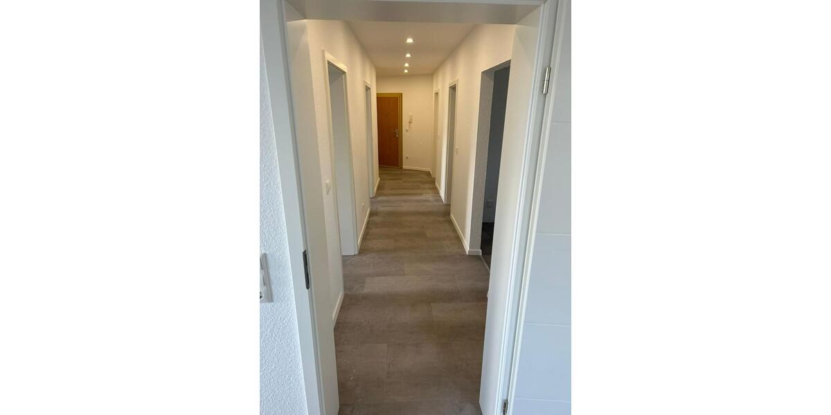 Etagenwohnung Wuppertal Gemarkung Langerfeld - 3 Zimmer, 87 m&sup2;, 800&euro; | Angebot:25195493