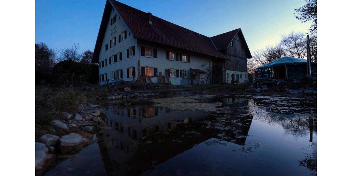 Dachgeschoßwohnung Aichstetten - 1 Zimmer, 45 m&sup2;, 800&euro; | Angebot:26069490