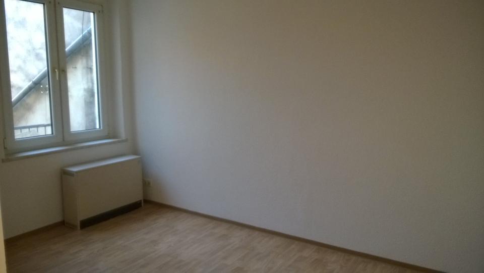 Etagenwohnung Mittweida - 3 Zimmer, 70 m&sup2;, 350&euro; | Angebot:25930648