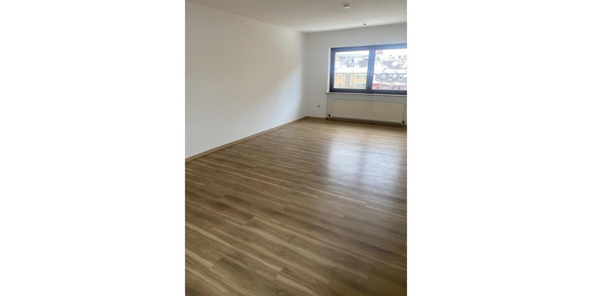 Dachgeschoßwohnung Marktredwitz - 3 Zimmer, 85 m&sup2;, 700&euro; | Angebot:24486577