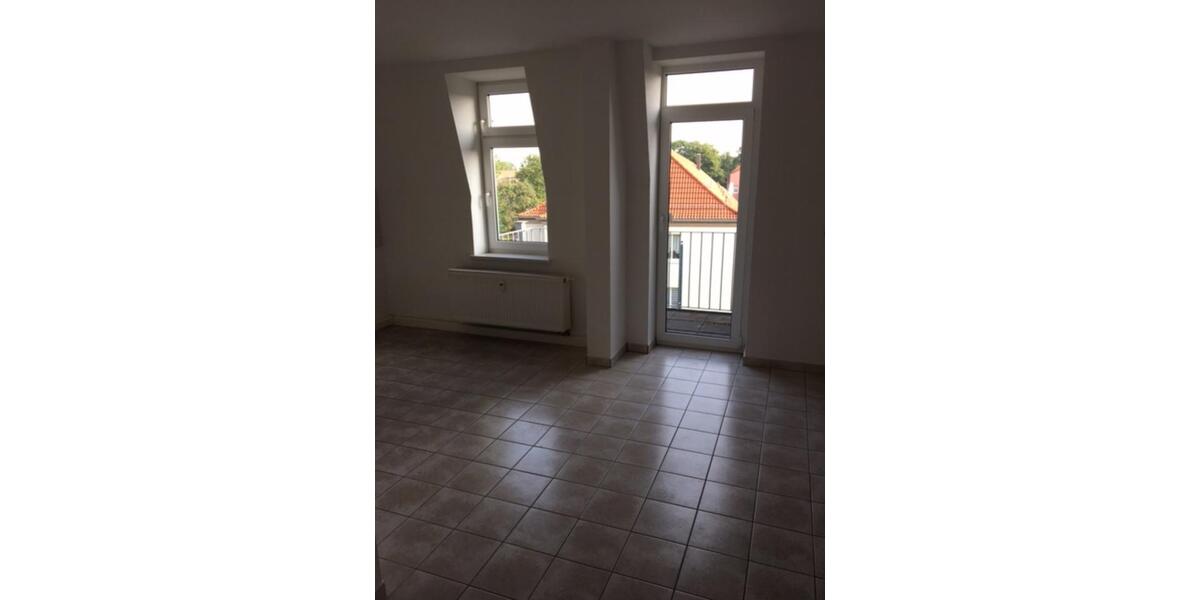 Dachgeschoßwohnung Wurzen - 2.5 Zimmer, 71 m&sup2;, 450&euro; | Angebot:25852116