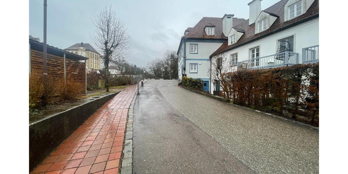 Lage, Lage, Lage - Schöne 3 Zimmer Maisonette Wohnung auf der Leopoldineninsel mit Blick auf das Schloss in Neuburg - Ein neues Zuhause von SOWA Immobilien und Finanzen Ihr Experte vor Ort - Maisonettenwohnung Neuburg an der Donau | Angebot:27207548