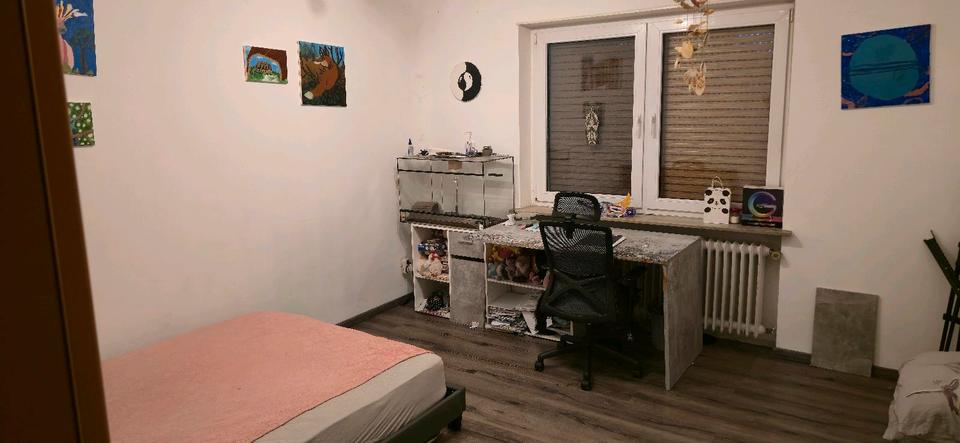 Etagenwohnung Ravenstein - 4.5 Zimmer, 100 m&sup2;, 1.050&euro; | Angebot:26639168