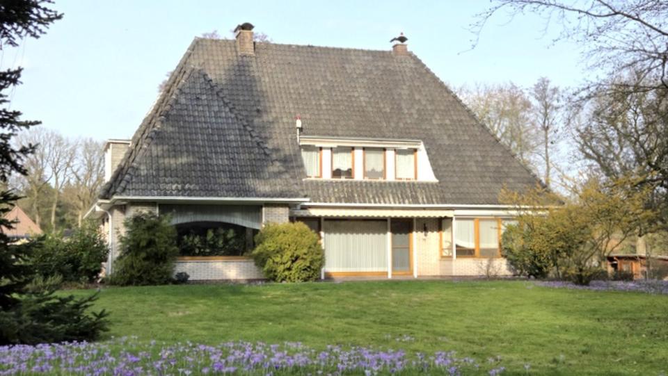 Einfamilienhaus Ganderkesee - 8 Zimmer, 257 m&sup2;, 1.500&euro; | Angebot:25307610
