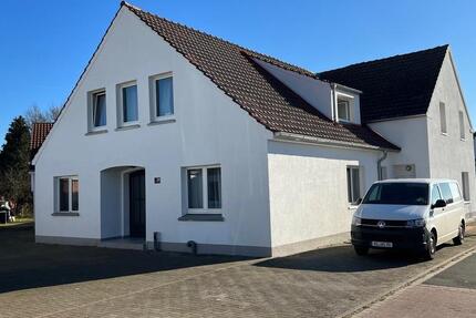 Haus Lübbecke - 14 Zimmer, 330 m&sup2;, 3.000&euro; | Angebot:26309044