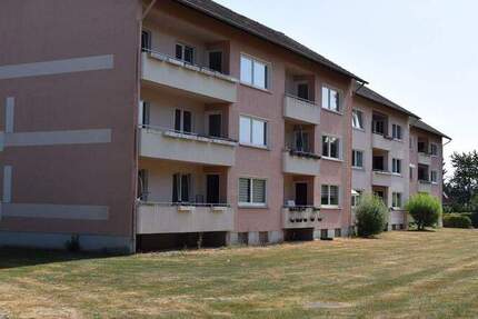 Wohnung Bad Salzuflen Innenstadt - 3 Zimmer, 71 m&sup2;, 430&euro; | Angebot:25229407