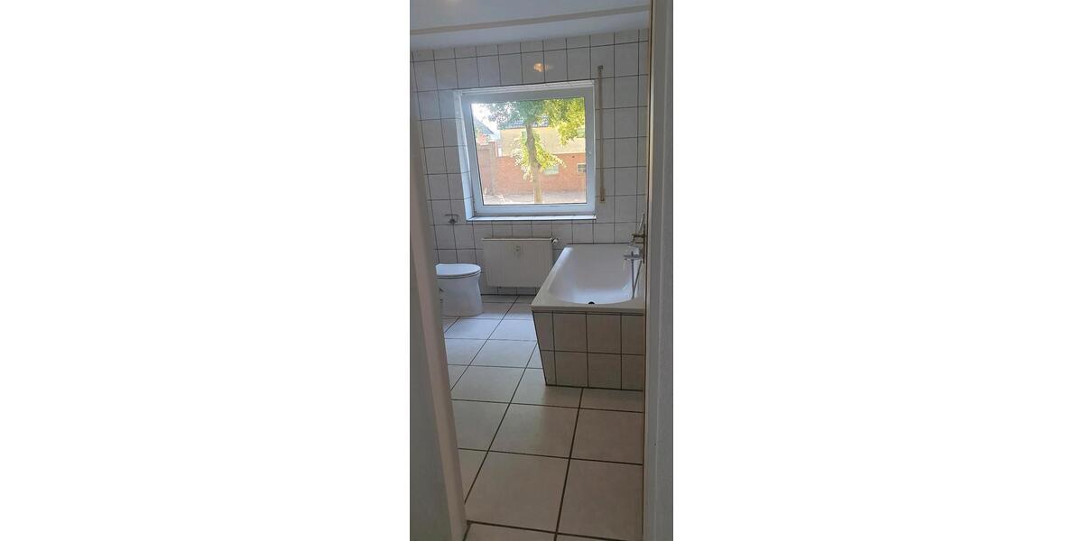 Etagenwohnung Euskirchen Dom-Esch - 3 Zimmer, 108 m&sup2;, 850&euro; | Angebot:26506494