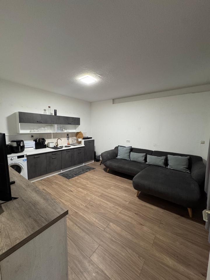 Möblierte 2-Zimmer-Wohnung mit Terrasse – sofort bezugsfertig! zimmer