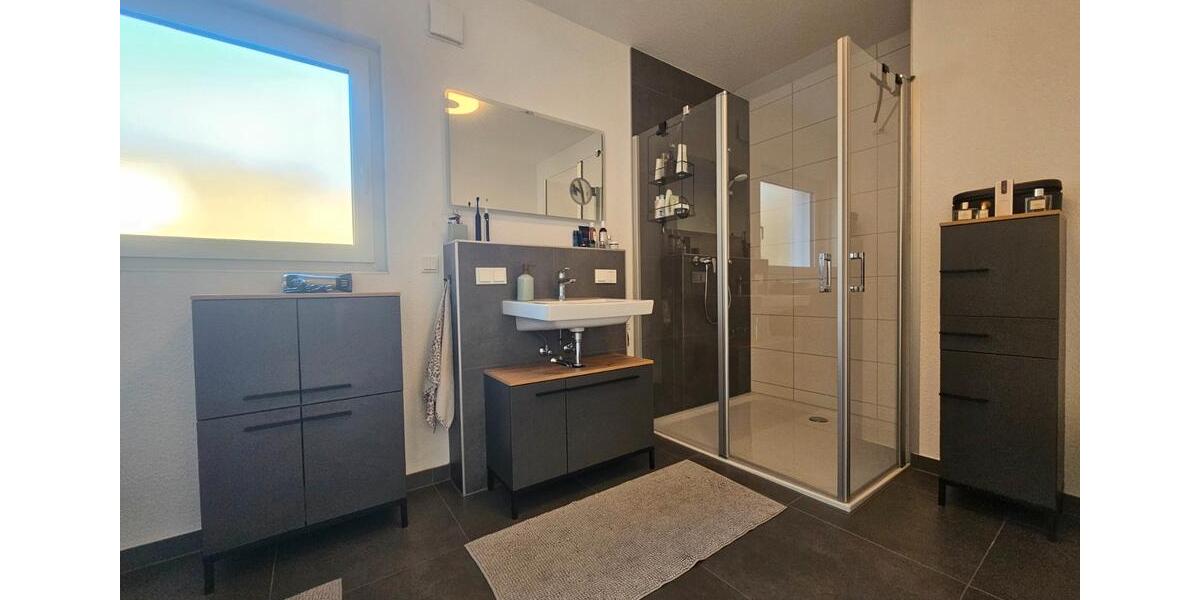 Einfamilienhaus Neunkirchen - 3 Zimmer, 113 m&sup2;, 1.330&euro; | Angebot:26099906