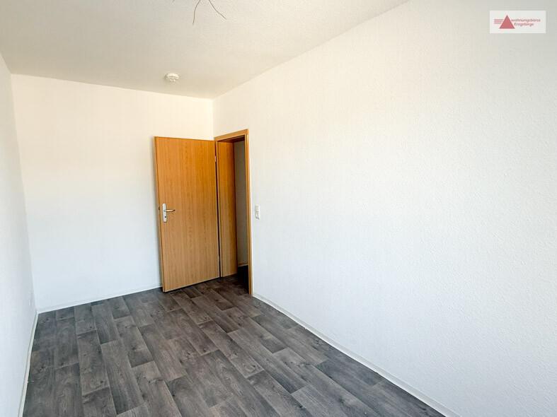 Etagenwohnung Sehmatal - 3 Zimmer, 57 m&sup2;, 316&euro; | Angebot:24674504