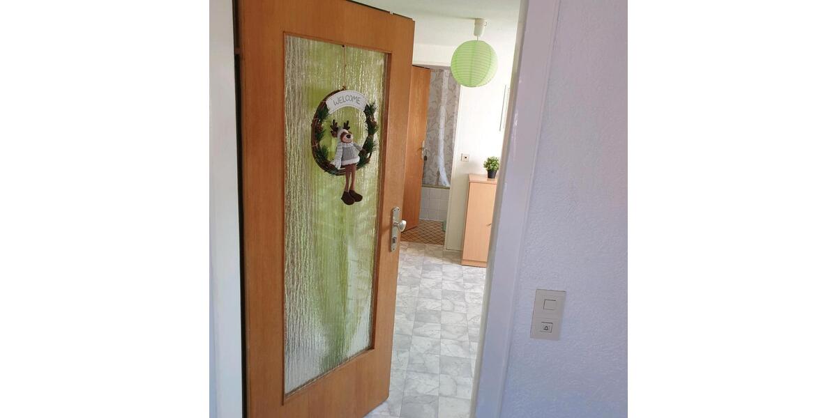 Dachgeschoßwohnung Poppenhausen (Wasserkuppe) - 1 Zimmer, 60 m&sup2;, 360&euro; | Angebot:26019517