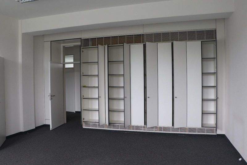 Gewerbeobjekt Mülheim an der Ruhr Dümpten - 2.250&euro; | Angebot:25779891