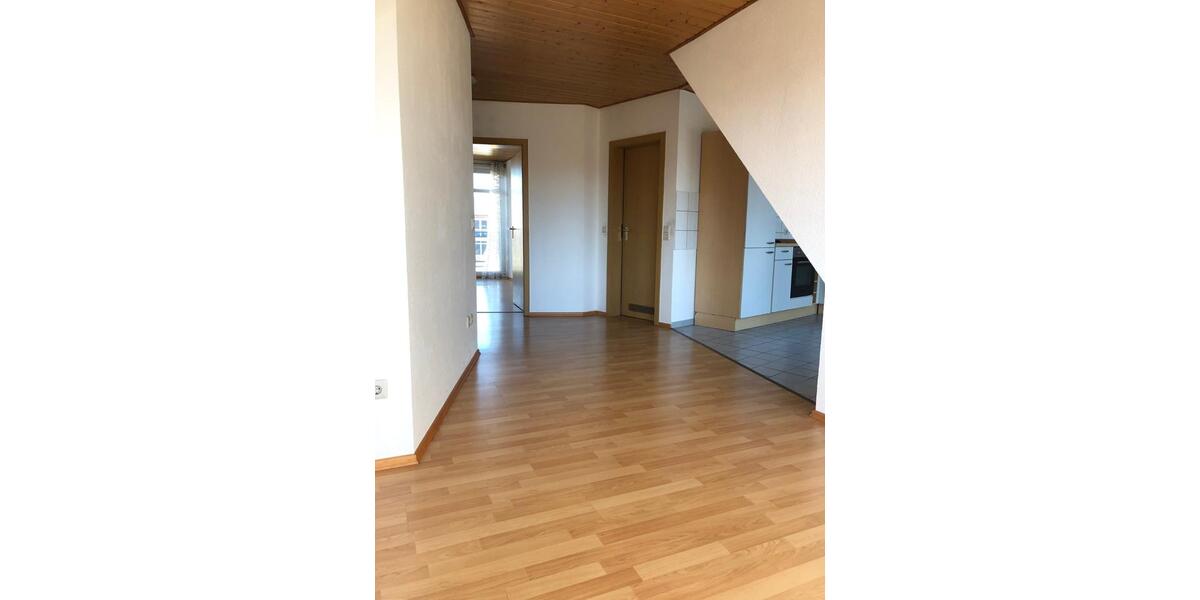 Dachgeschoßwohnung Kaiserslautern Einsiedlerhof - 2 Zimmer, 69 m&sup2;, 590&euro; | Angebot:25075030