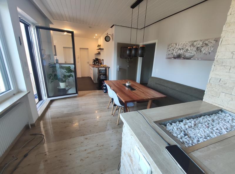 5 Zi. OG Wohnung mit Gartennutzung, Balkon und Garage 5 zimmer