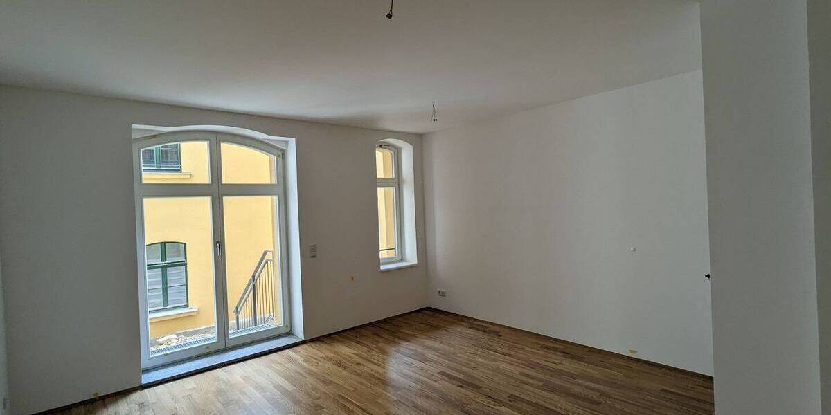 Etagenwohnung Borna - 3 Zimmer, 75 m&sup2;, 660&euro; | Angebot:26117833