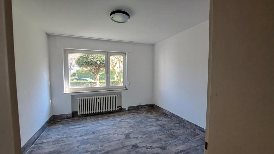 Erdgeschoßwohnung Bonn Hardtberg - 4 Zimmer, 100 m&sup2;, 2.150&euro; | Angebot:26021423