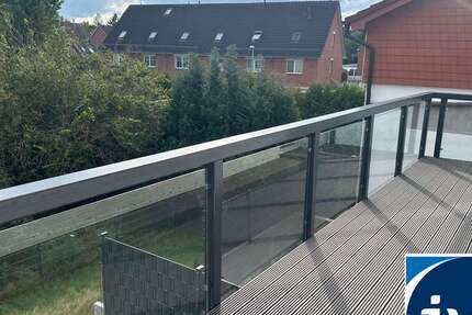 Haus Kiel Russee - 6 Zimmer, 202 m&sup2;, 2.490&euro; | Angebot:23474682