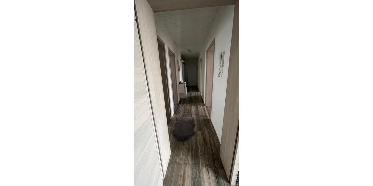 Etagenwohnung Schifferstadt - 4 Zimmer, 92 m&sup2;, 1.200&euro; | Angebot:24371394